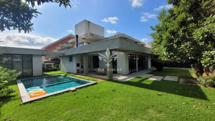 Casa Semi Mobiliada para alugar com 6 Quartos no Campeche Florianópolis com 512 M² por R$ 