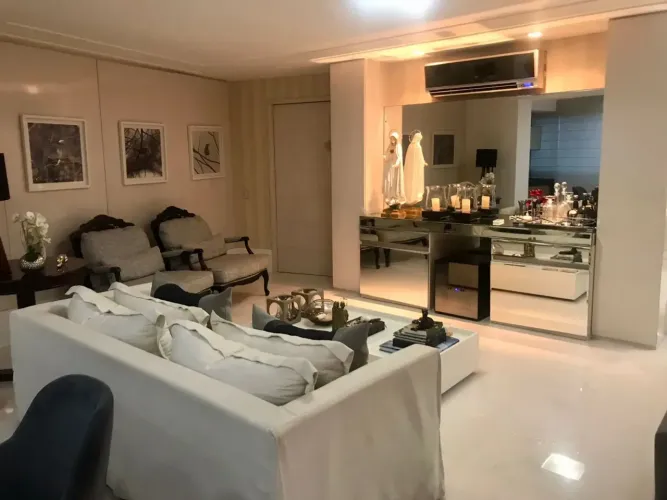 Apartamento à venda no Living Garden, 3 suítes, 4 vagas, Varanda Gourmet, 165 m²