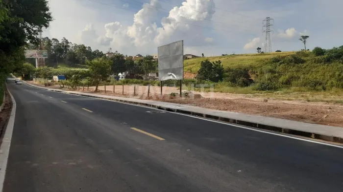 Área Industrial à venda no bairro Vista Alegre em Vinhedo na Davanti Imóveis.