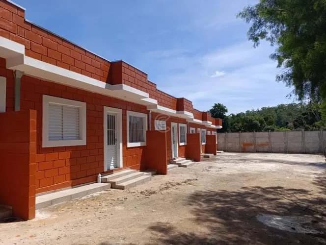 Casa para alugar em Louveira, santa isabel II, com 2 quartos, com 45 m²