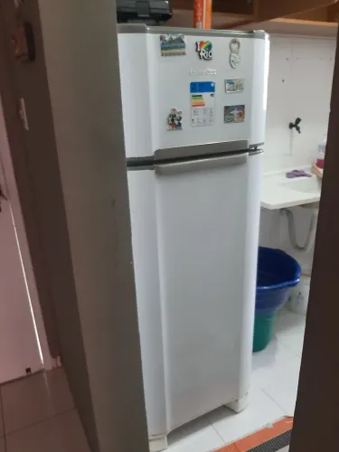 Geladeira ótima