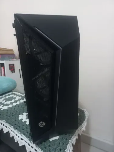 Gabinete RGB Gamer + fans