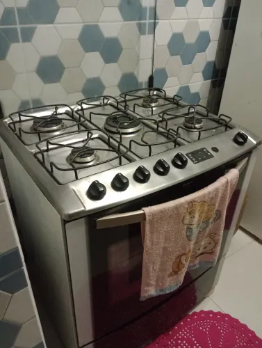 Fogão 5 bocas $750,00