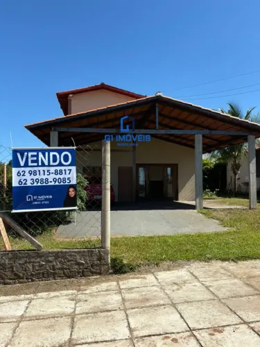 Imóvel para venda possui 240 metros quadrados com 4 quartos em Condomínio União - Goiânia