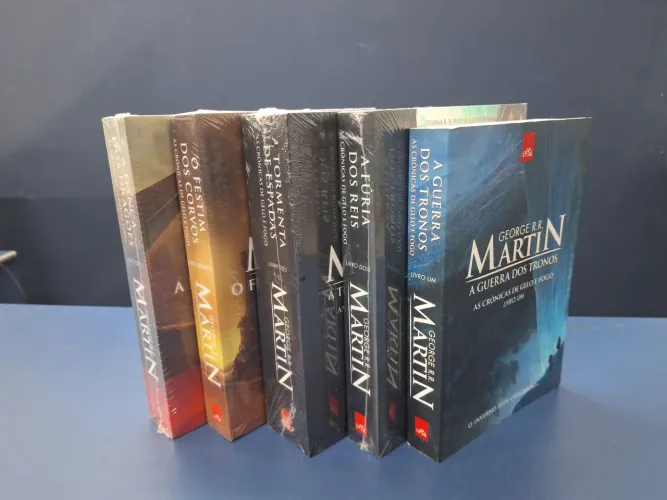 Coleção As crônicas de gelo e fogo. Game of thrones