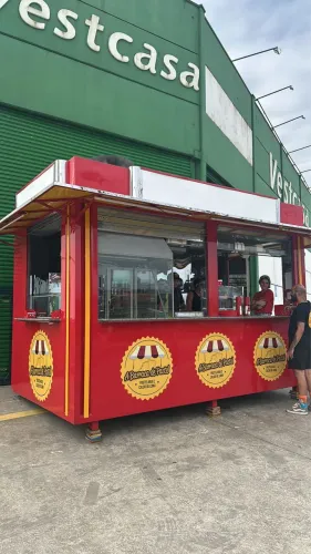 Trailer de comida (aceto carro na troca)
