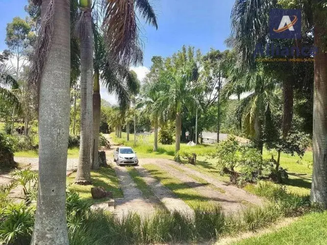 Chácara com 8 dormitórios, 45000 m² - venda por R$ 3.200.000,00 ou aluguel por R$ 12.200,0