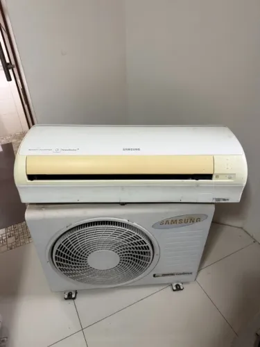 Ar Condicionado 9.000 BTUs Split Samsung Digital Inverter Quente/Frio