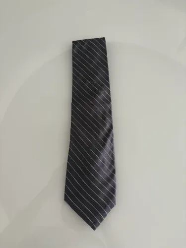 Gravata DKNY cinza 90% seda 
