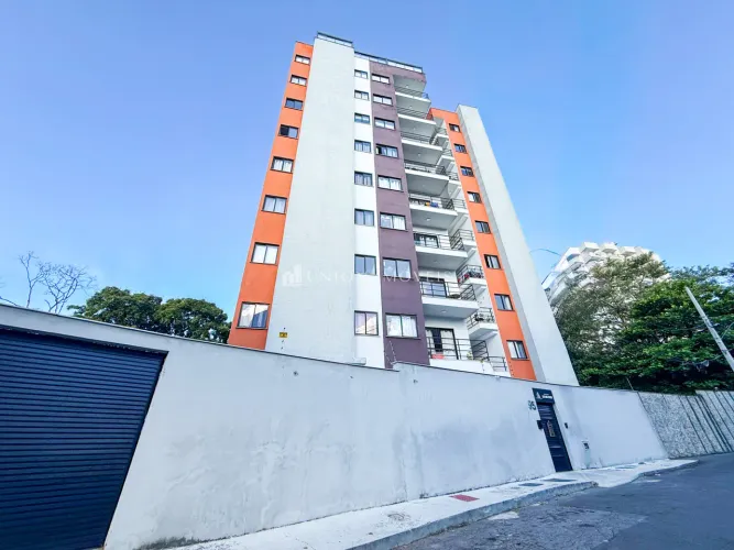 Apartamento de 2 quartos com varanda à venda no bairro Alto dos Passos em Juiz de Fora/MG.