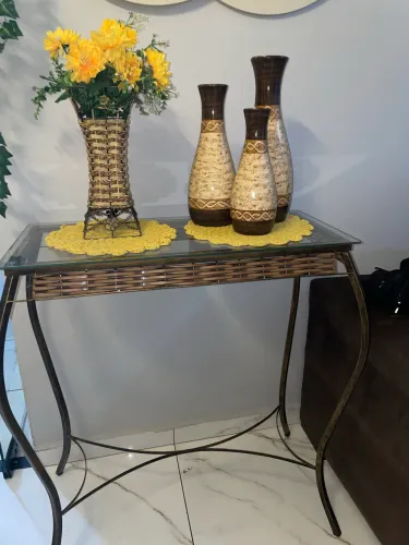 Mesa de decoração de vidro