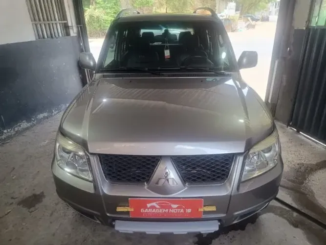 Mitsubishi Pajero TR4 2.0/ 2.0 Flex 16V 4X4 Aut. 2015