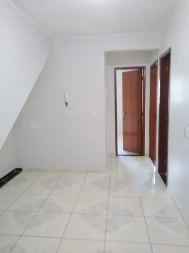 Alugo apartamento QNL 30 próximo shopping jk dois quartos sala cozinha varanda
