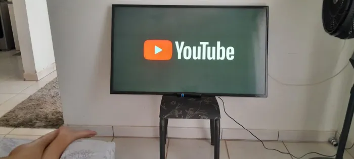 Tv smart Samsung 50 polegadas pega todos aplicativos linda de imagem 