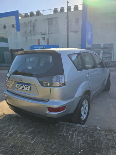 Mitsubishi Outlander 2.4 16V 170cv Aut. 2010