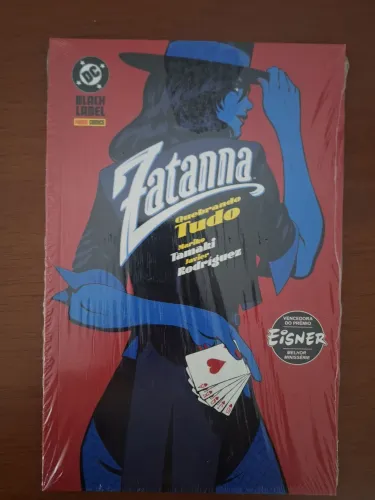 Zatanna Quebrando tudo