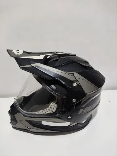 Vendo capacete semi novo