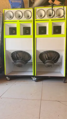 Vendo som em ótimo estado montado a pouco tempo e pronto pra uso