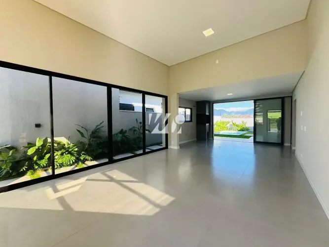 Casa no Green Village com 3 quartos por R$ 1.450.000,00 - São Sebastião, Palhoça - SC