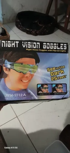 Óculos visão noturna