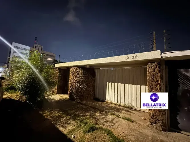 ALUGA-SE CASA NO BAIRRO CENTRO - TERESINA (PI)