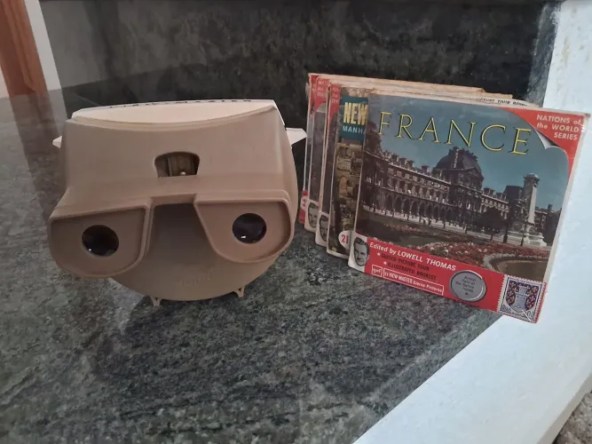 ANTIGUIDADE PROJETOR IMPORTADO DOS EUA SAWYERS VIEW MASTER LIGHTED VIEWER 