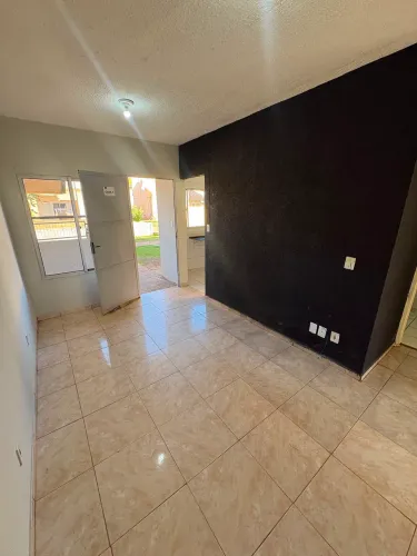 Apartamento térreo à venda no bairro Paulo Coelho Machado.
