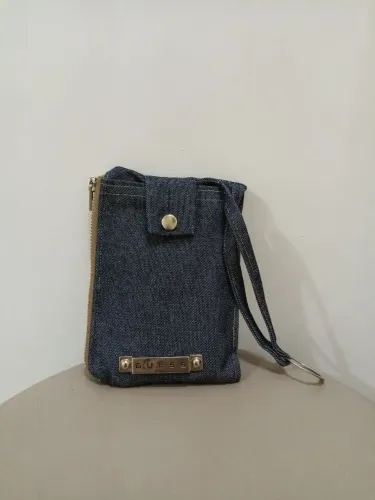 Porta celular jeans guess