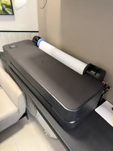 Plotter HP  t250 A1