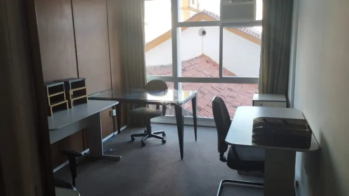 Sala Comercial Mobiliada de 55,80m² privativos A Venda - Centro, Florianópolis SC