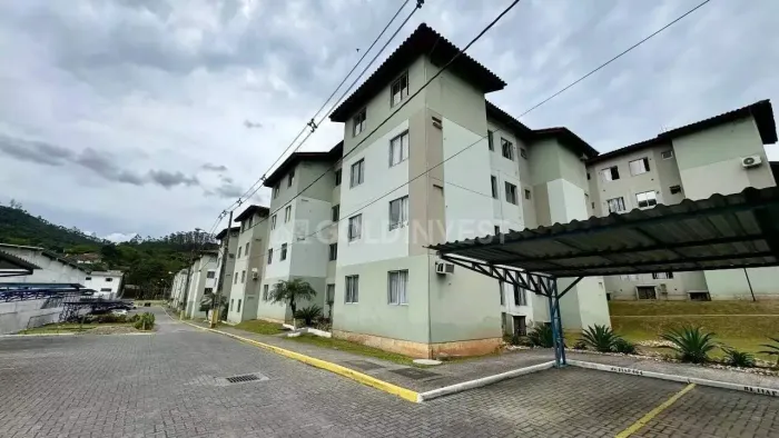 Apartamento com 2 quartos no bairro Cedrinho
