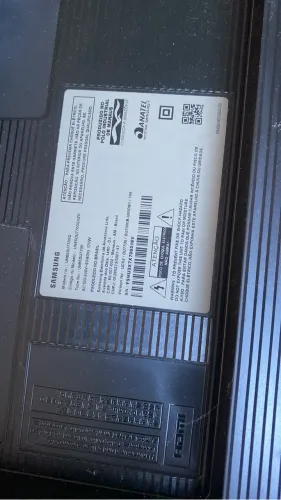 Vende- se Tv, 200- retirada de peças 