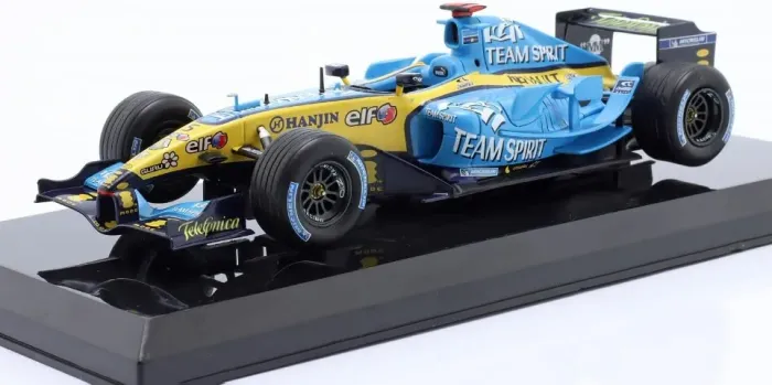 Miniatura F1 1/24 Renault R25 2005 - Fernando Alonso - Nova / Lacrada