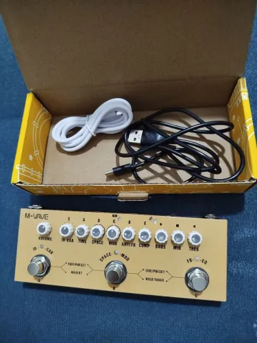 Cube baby AC (pedaleira acústica)
