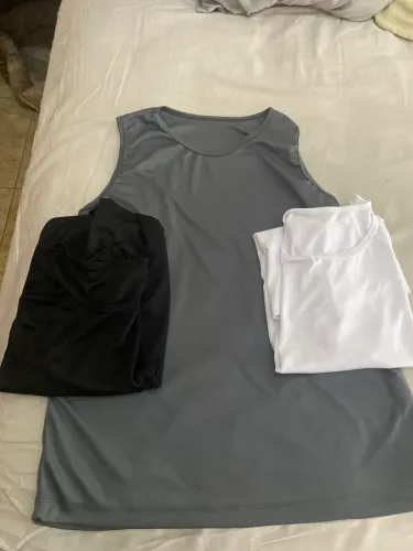 03 Camisetas Regatas dry fit M ( cores variadas )