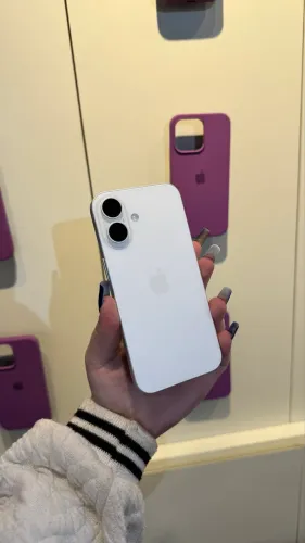 iPhone 16 128gb - 1 ano de garantia - LOJA FÍSICA NO CENTRO DE CURITIBA 
