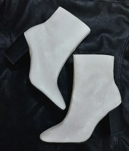 Botas