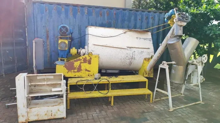 Misturador horizontal em inox Premix 1500kg