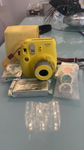 Insta Mini 9 com 03 filmes + bolsa + filtros 