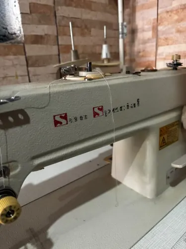 Máquina reta industrial direct drive