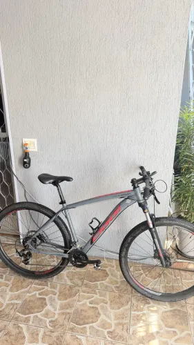 Bicicleta oggi hacker Sport 2025