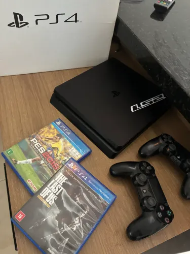 Ps4 slim Com caixa