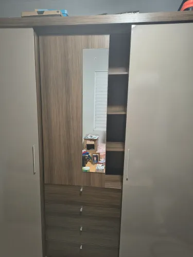 Guarda Roupa