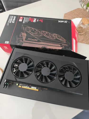 Amd Rx 9060 Xt 16gb Xfx Swift Triple Fan, Placa de video