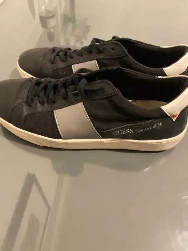 Tênis Guess Social
