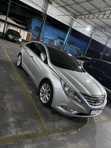 Hyundai Sonata 2.4 16V 182cv 4P Aut. 2013