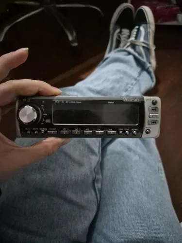 Rádio Automotivo Visteon VSB 7705 funcionando