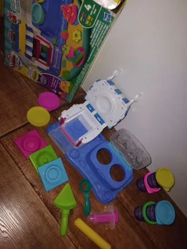 Máquina de tortinhas play-doh 
