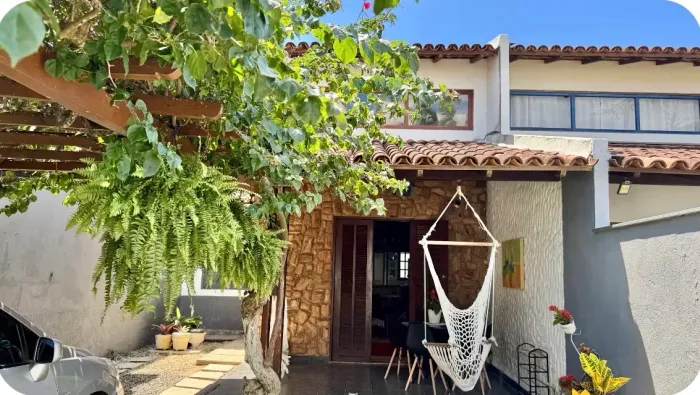 Aluguel anual ou semestral L: casa aconchegante mobiliada em Guarapari- ES, Enseada Azul