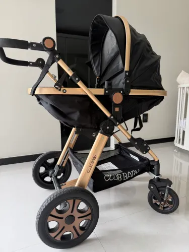 Carrinho de bebê club baby 